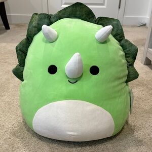 Squishmallow, Tristan the triceratop. NWT